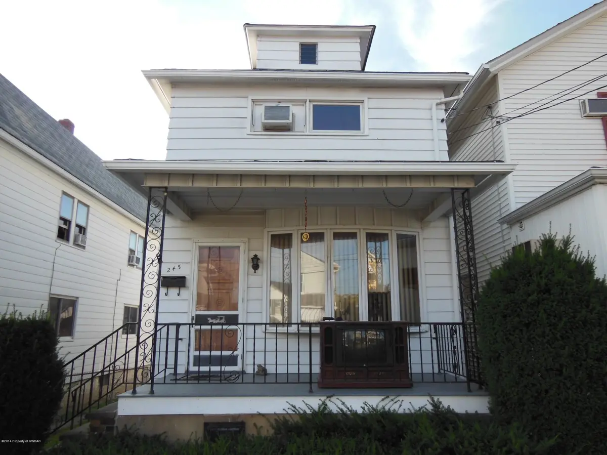245 E RIDGE Street, Nanticoke in Nanticoke