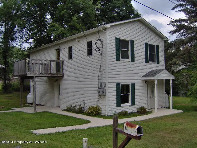 118 Birch Street, Drums in Drums