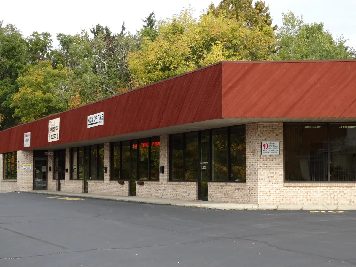 2935 N Memorial Highway, Dallas in Dallas