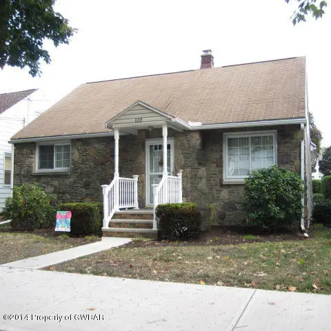 102 Second Avenue, Kingston in Kingston