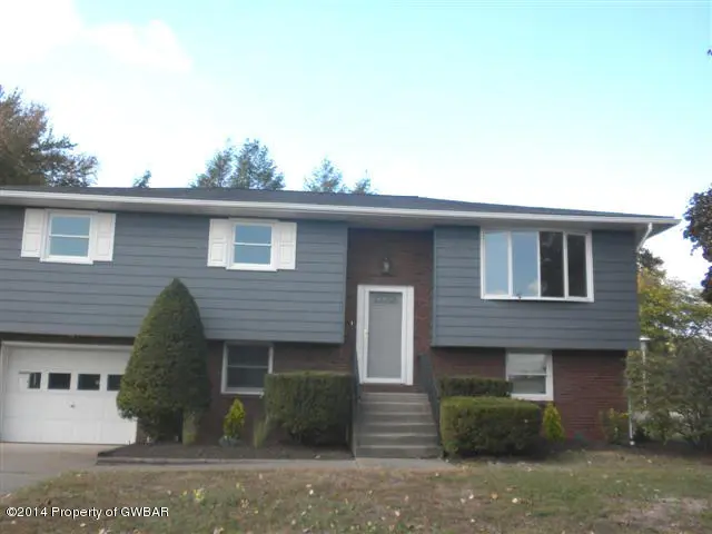 105 MOCKINGBIRD Drive, Edwardsville in Edwardsville
