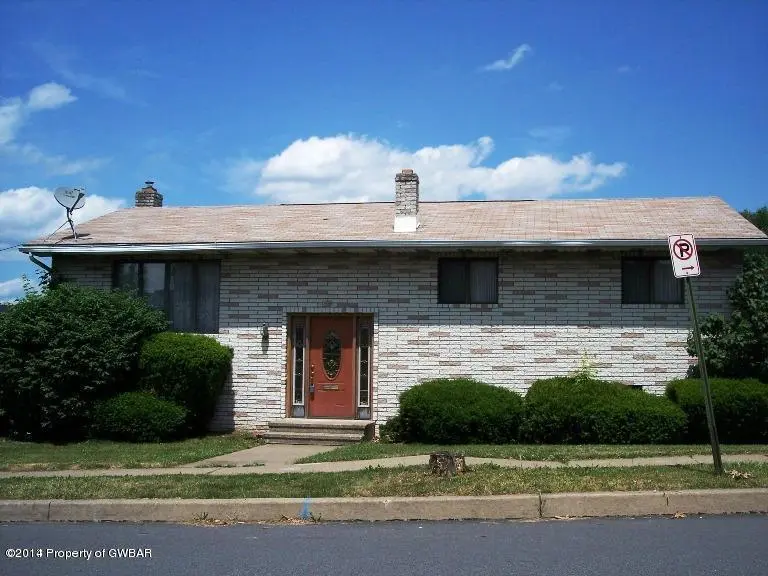 116 Amber Lane, Wilkes-Barre in Wilkes-Barre