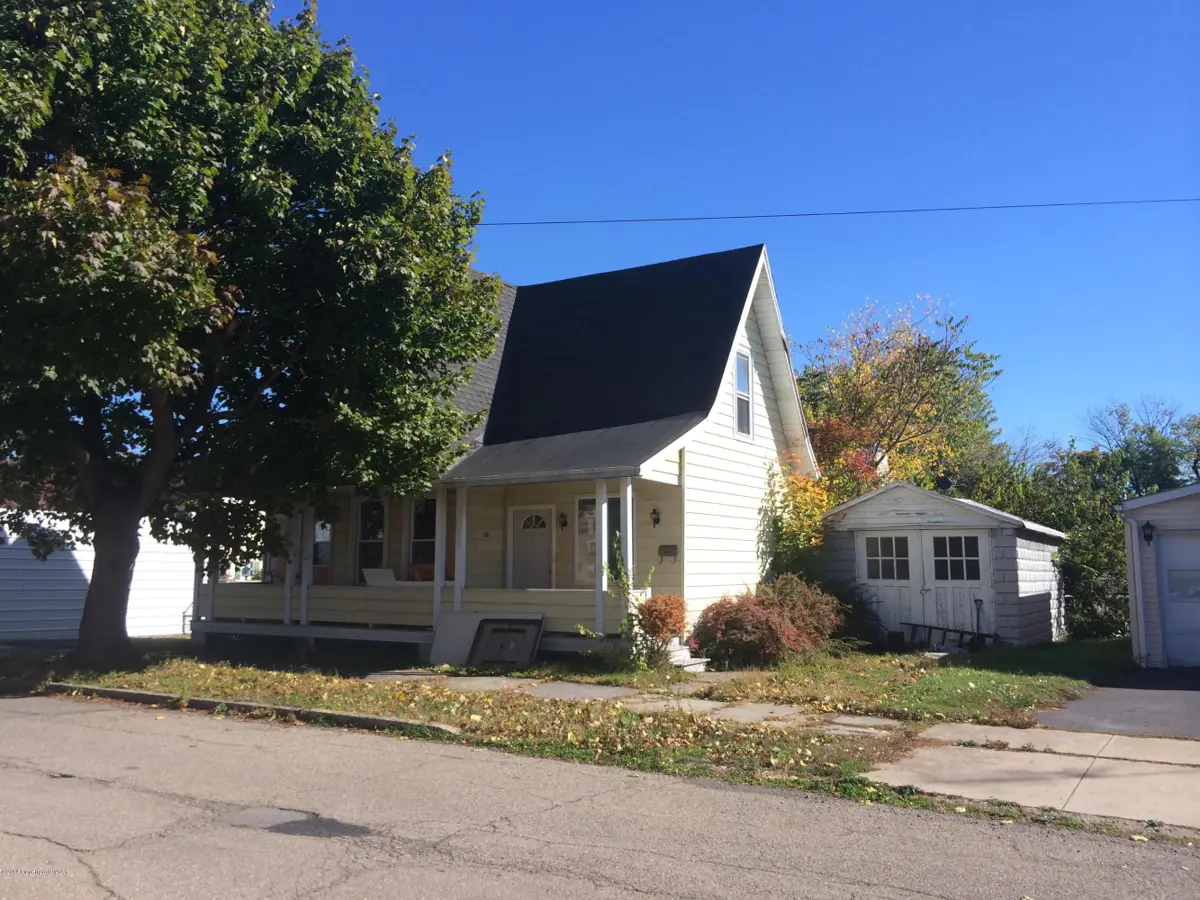 229 Carpenter Street, Luzerne in Luzerne