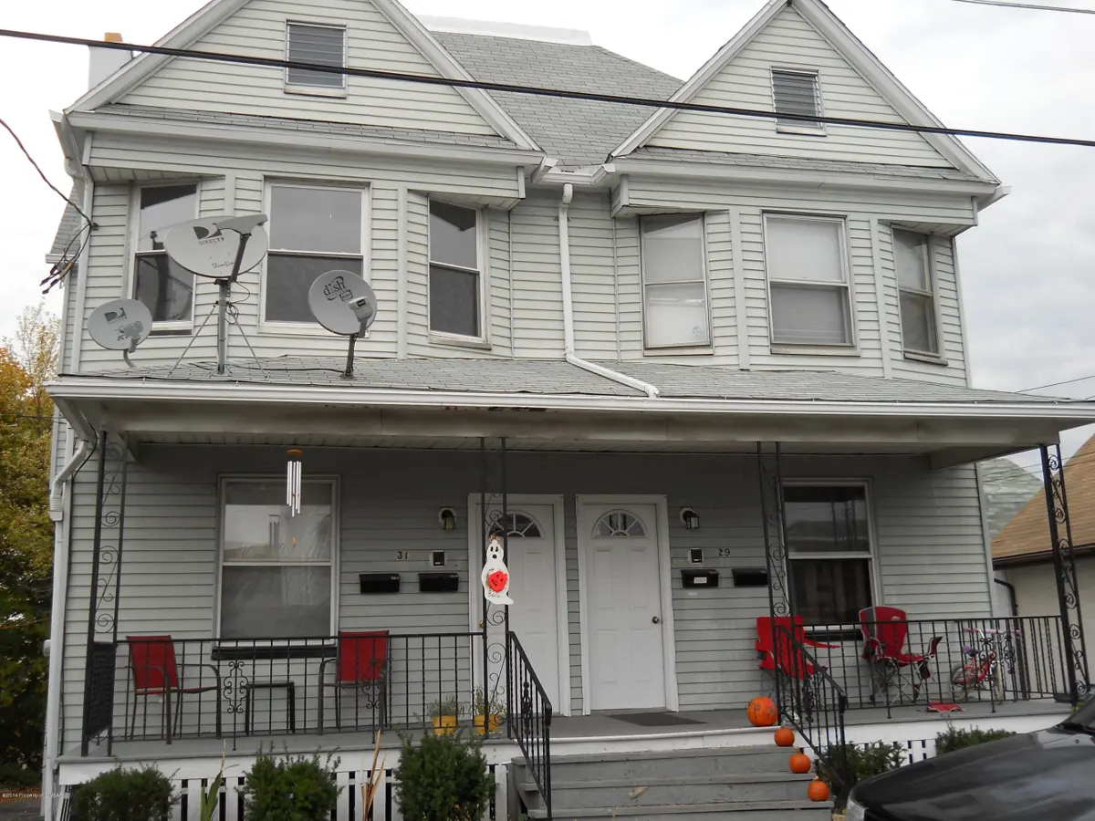 29 CLEVELAND Street, Pittston in Pittston