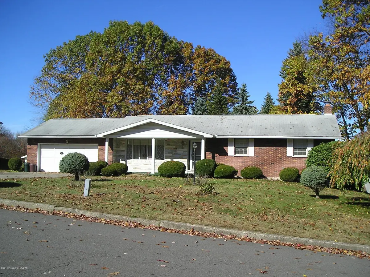 86 FAIRVIEW Drive, Nanticoke in Nanticoke