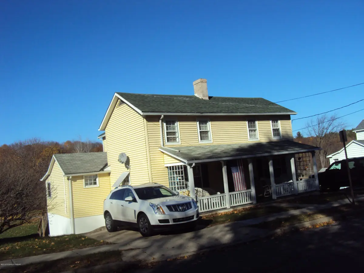 1065 W MAIN Street, Wanamie in Wanamie
