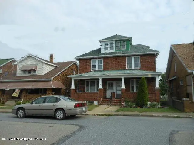 11 W MARKET STREET, Tresckow in Tresckow