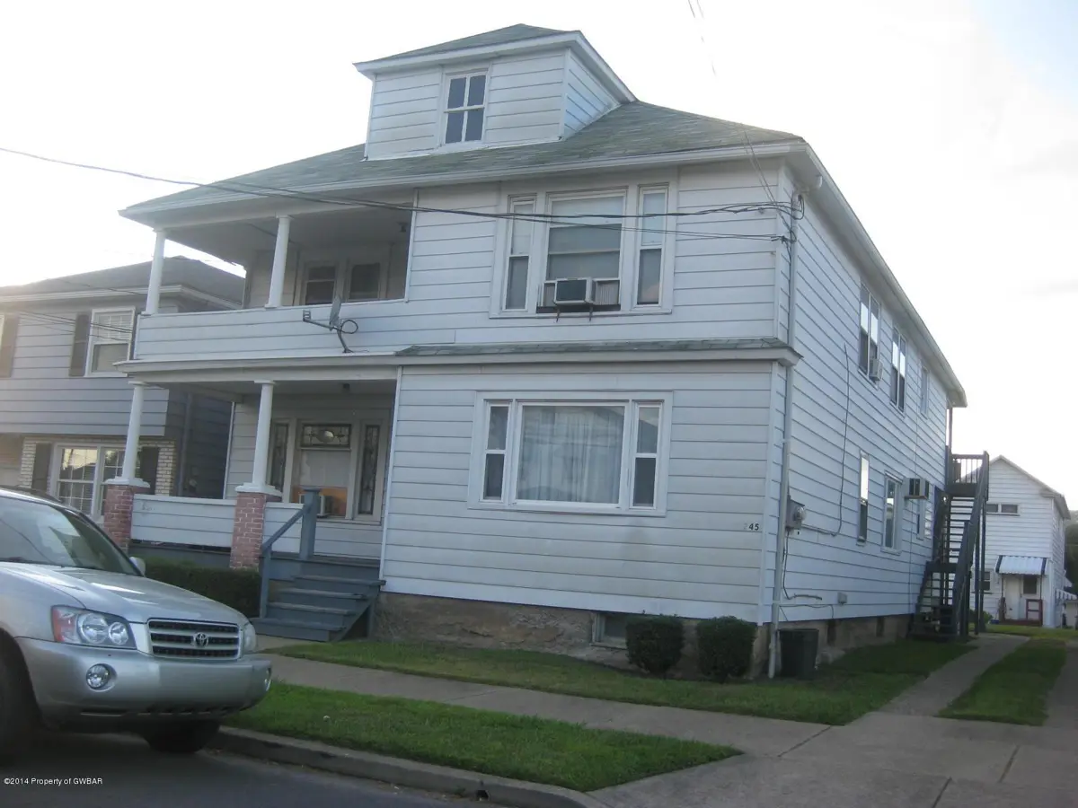 245-247 LYNDWOOD Avenue, Hanover Township in Hanover Township