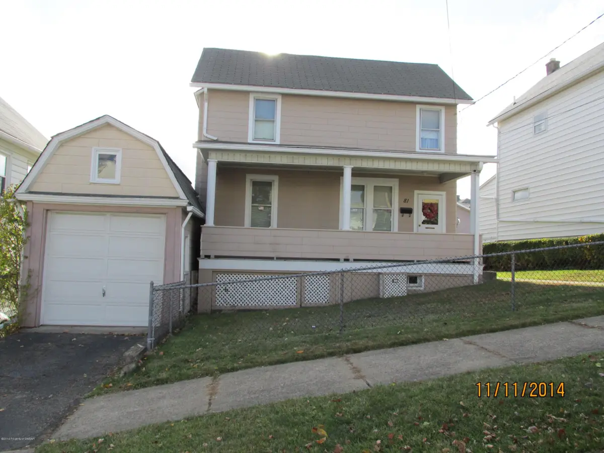 81 E NEWPORT Street, Hanover Township in Hanover Township