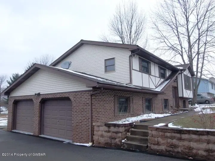 13 SYCAMORE Road, Mountain Top in Mountain Top