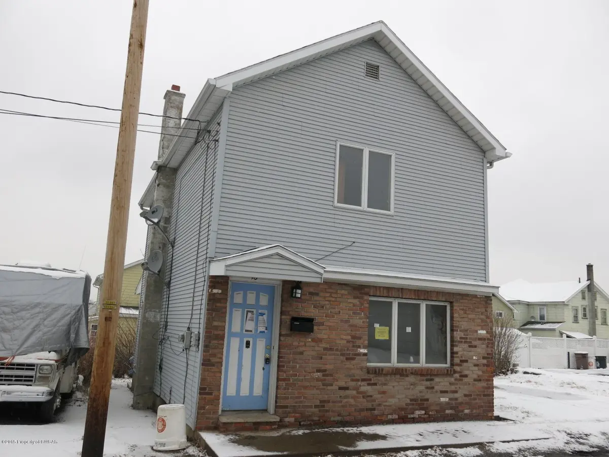10 JENKS Lane, Wilkes-Barre in Wilkes-Barre
