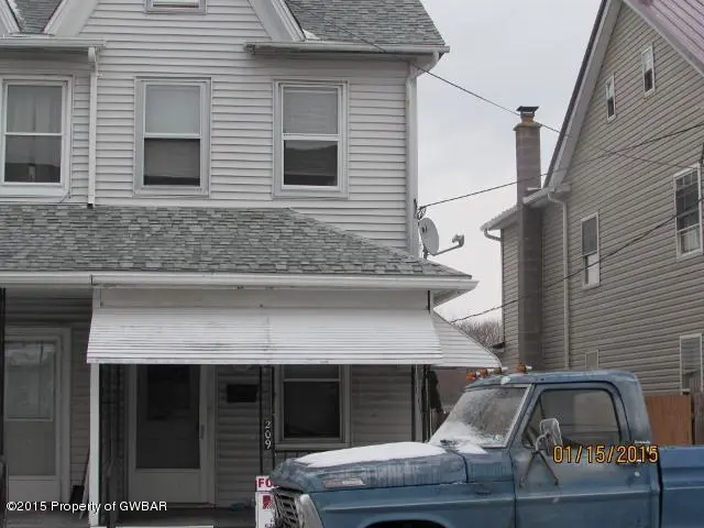 209 WASHINGTON Street, Freeland in Freeland