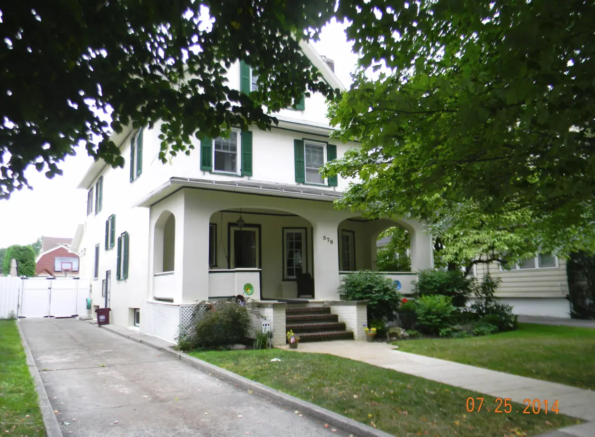 579 CHARLES Avenue, Kingston in Kingston