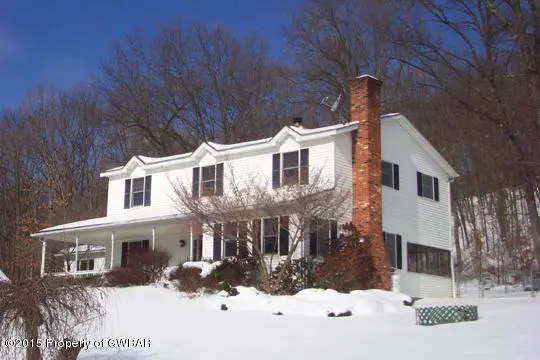 815 Lakeview Drive, Mountain Top in Mountain Top