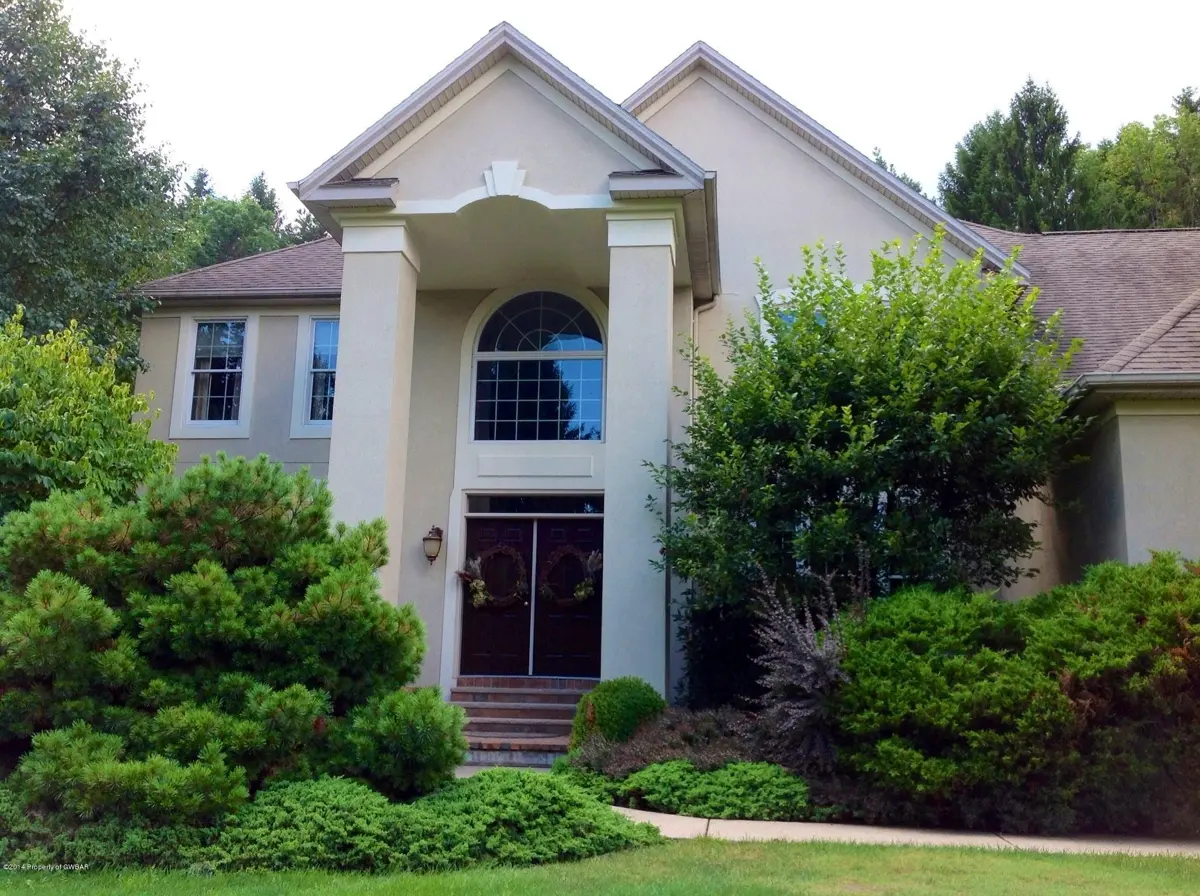 295 E Center Street, Shavertown in Shavertown