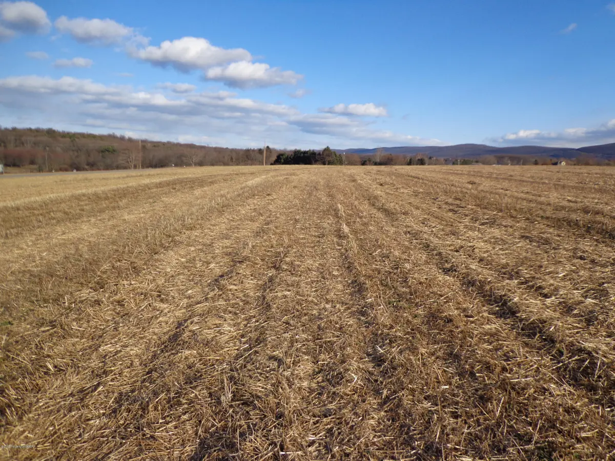 10 BERWICK HAZLETON Highway, Nescopeck in Nescopeck