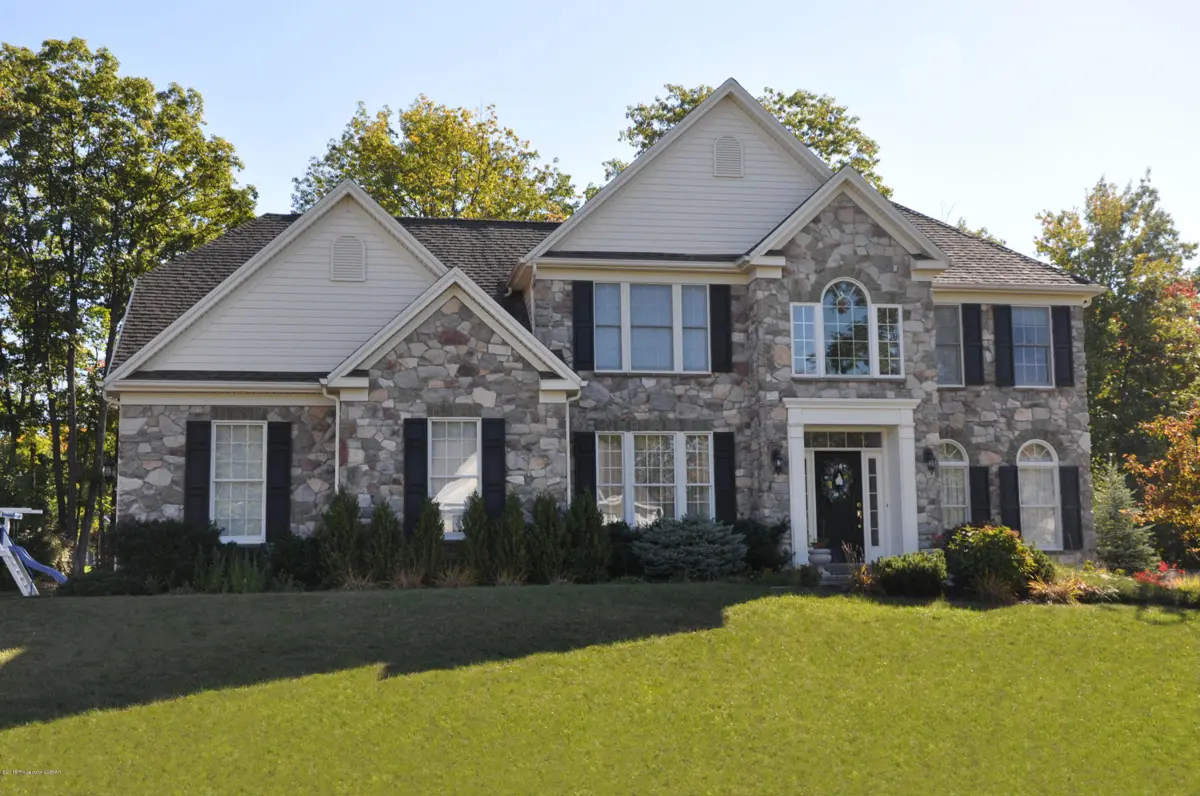 225 Bluestone Avenue, Mountain Top in Mountain Top