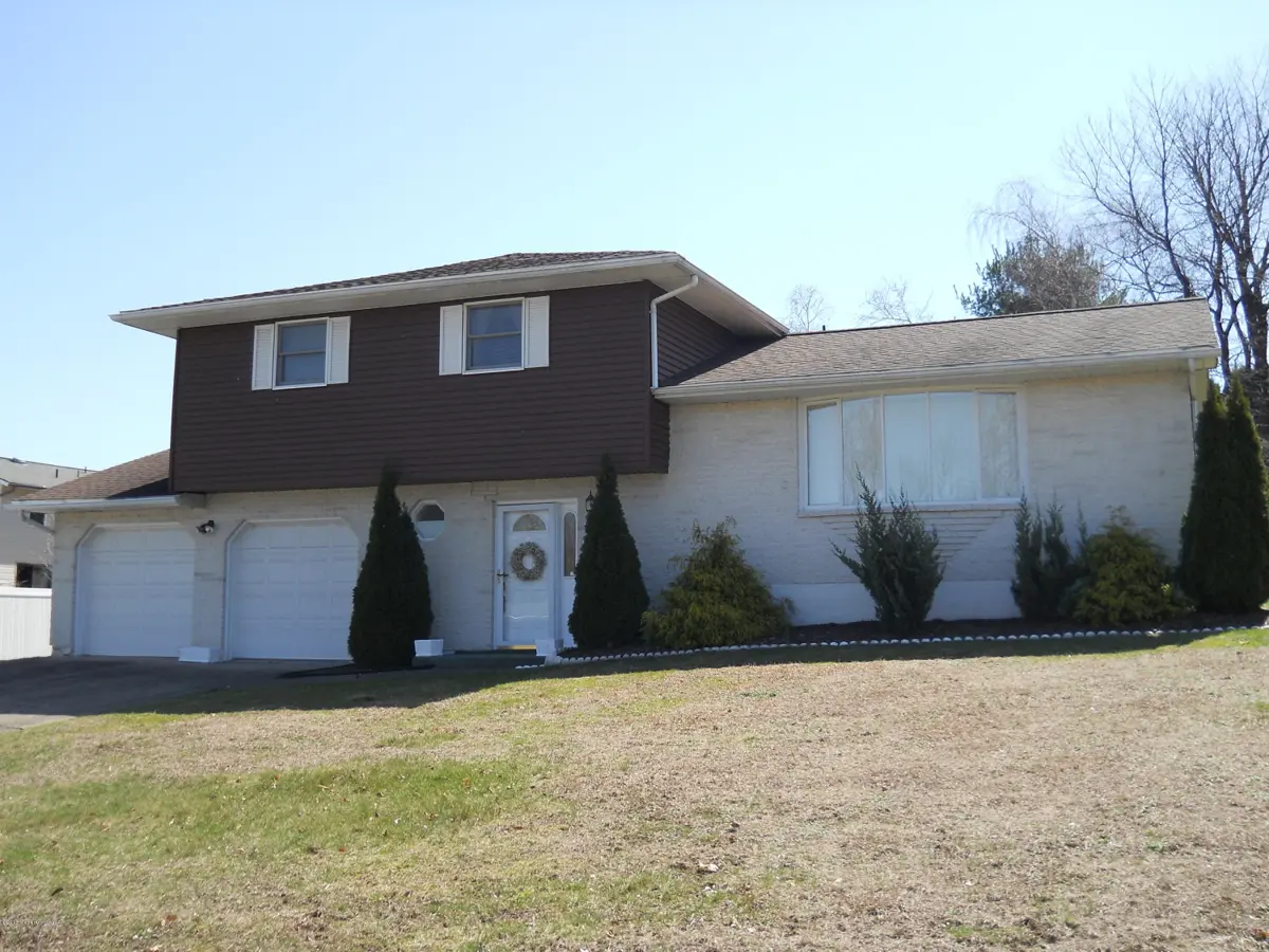 10 N BEECH Road, Plains in Plains