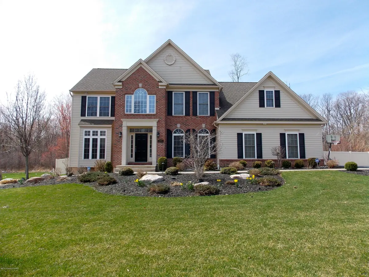 1022 Woodberry Drive, Mountain Top in Mountain Top