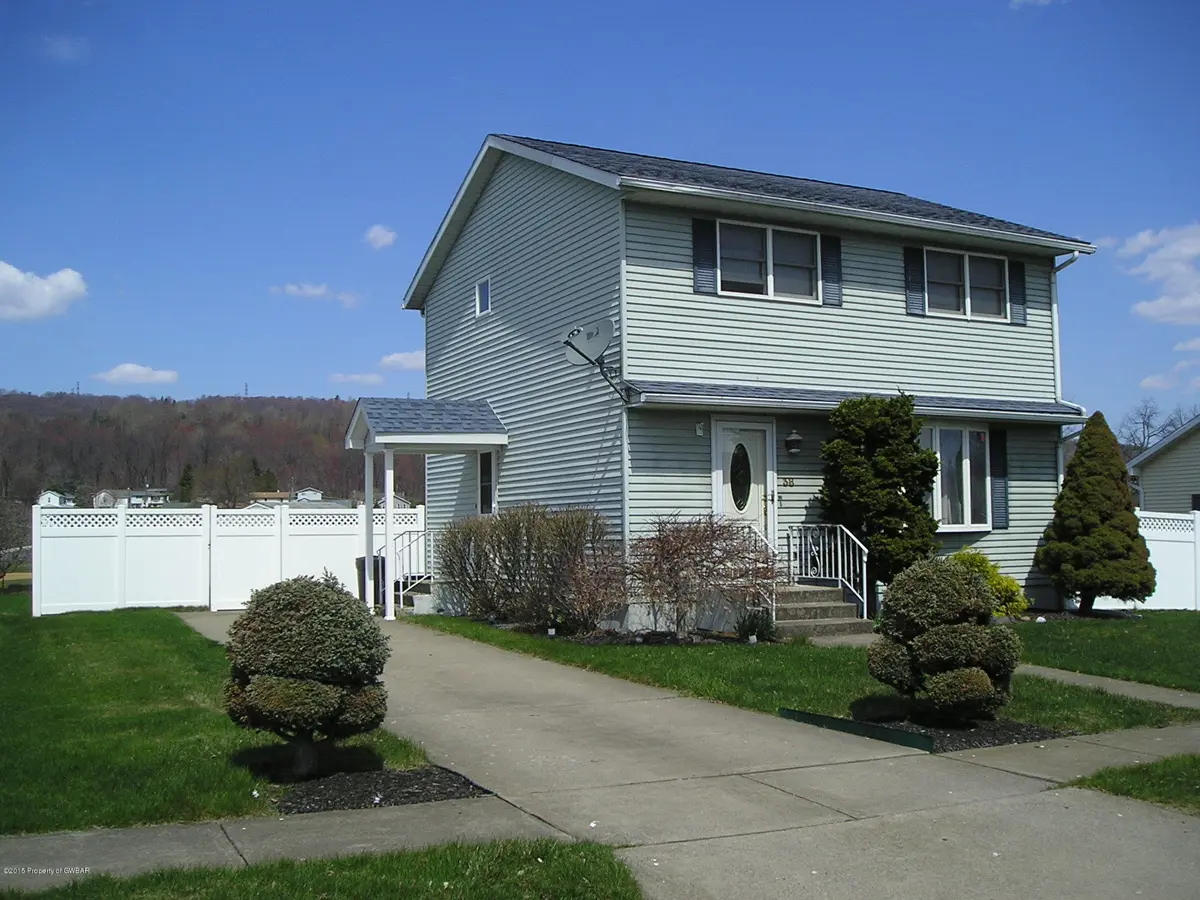 38 JEFFREY Drive, Larksville in Larksville