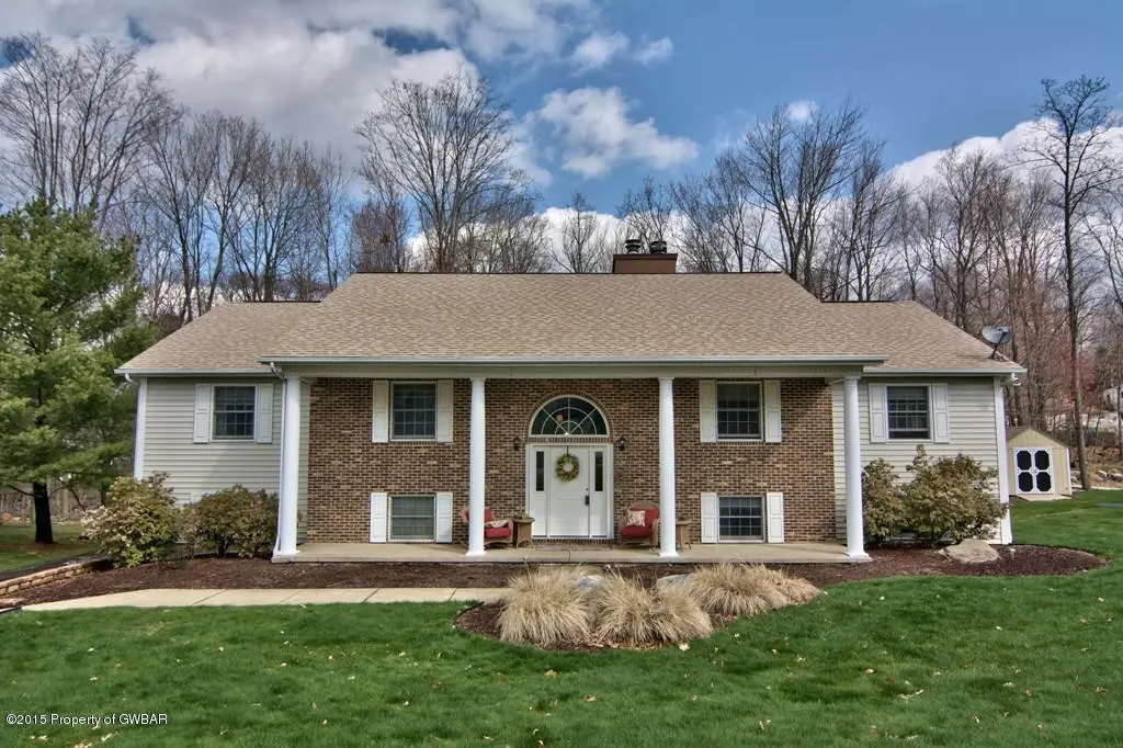 19 BOW CREEK Drive, Mountain Top in Mountain Top
