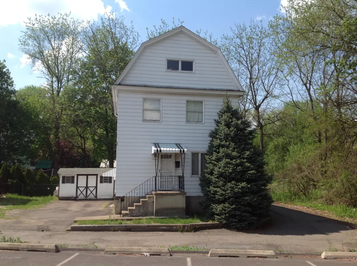 19 Rear Simpson Street, Wilkes-Barre in Wilkes-Barre