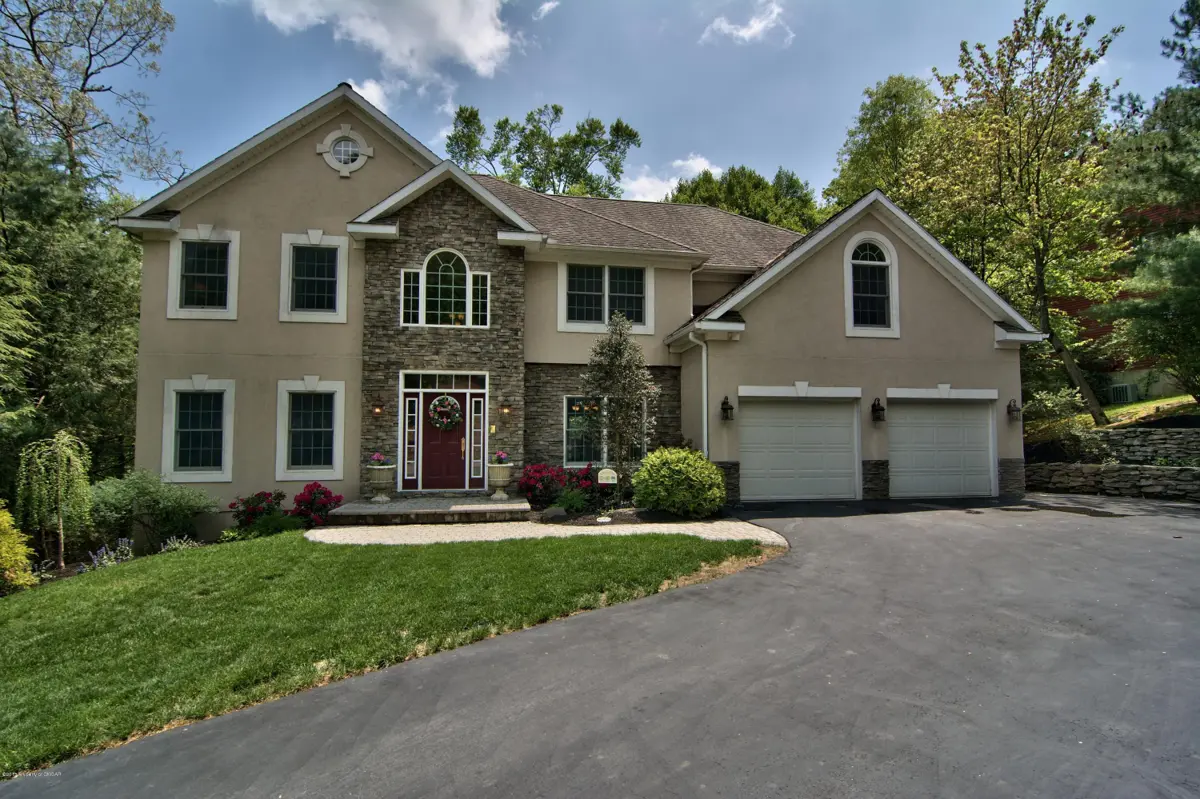 250 Blueberry Hill Road, Shavertown in Shavertown