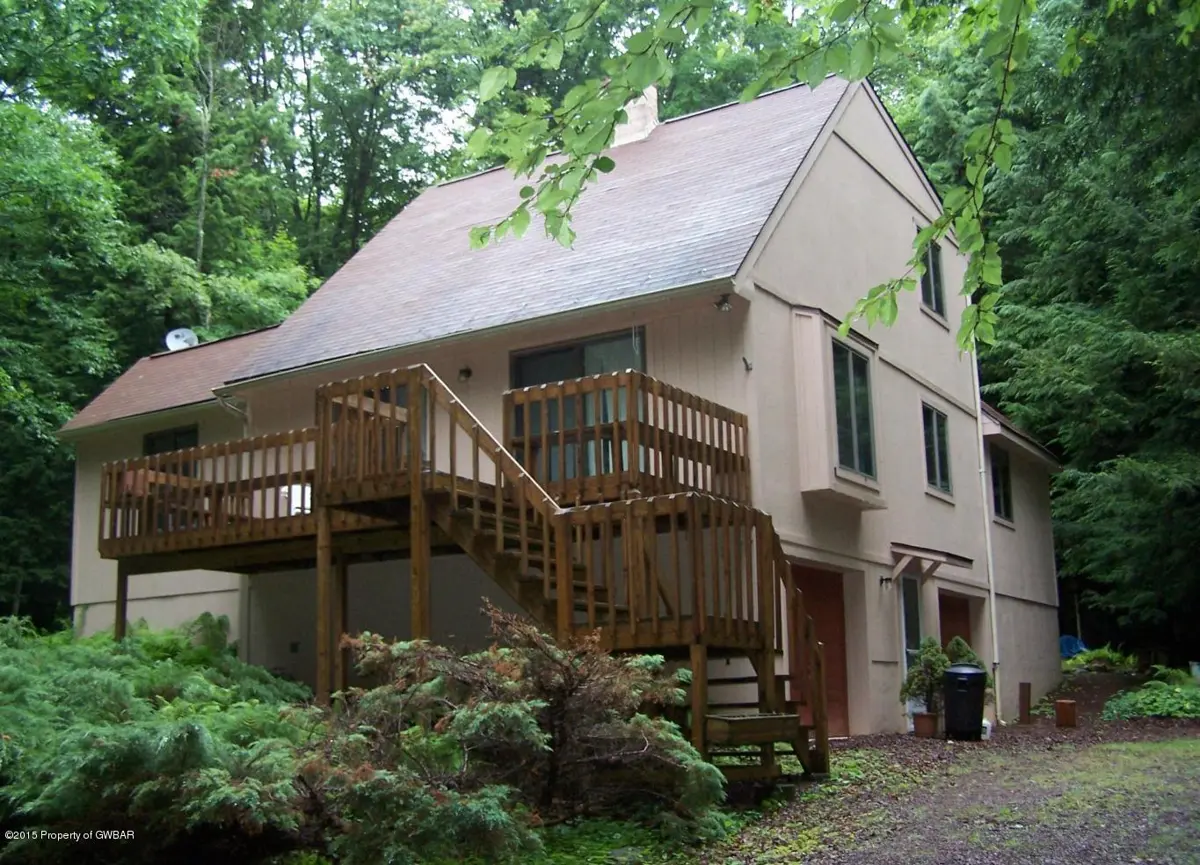 38 LEWIS DR CUL DE SAC, Bear Creek Village in Bear Creek Village