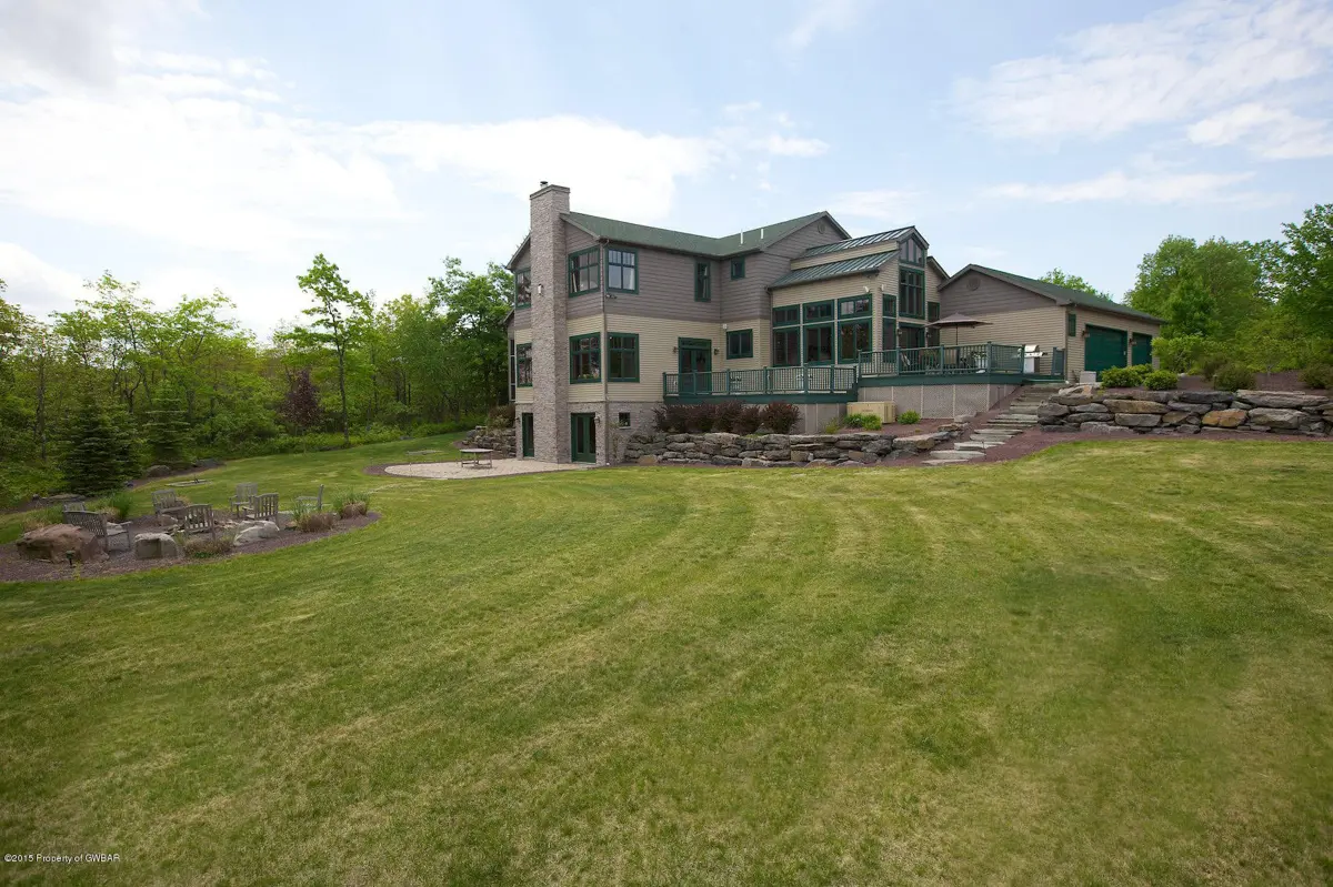 80 Loop Road, Mountain Top in Mountain Top
