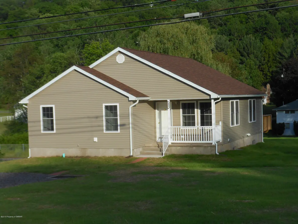 493 CARVERTON Road, Wyoming in Wyoming