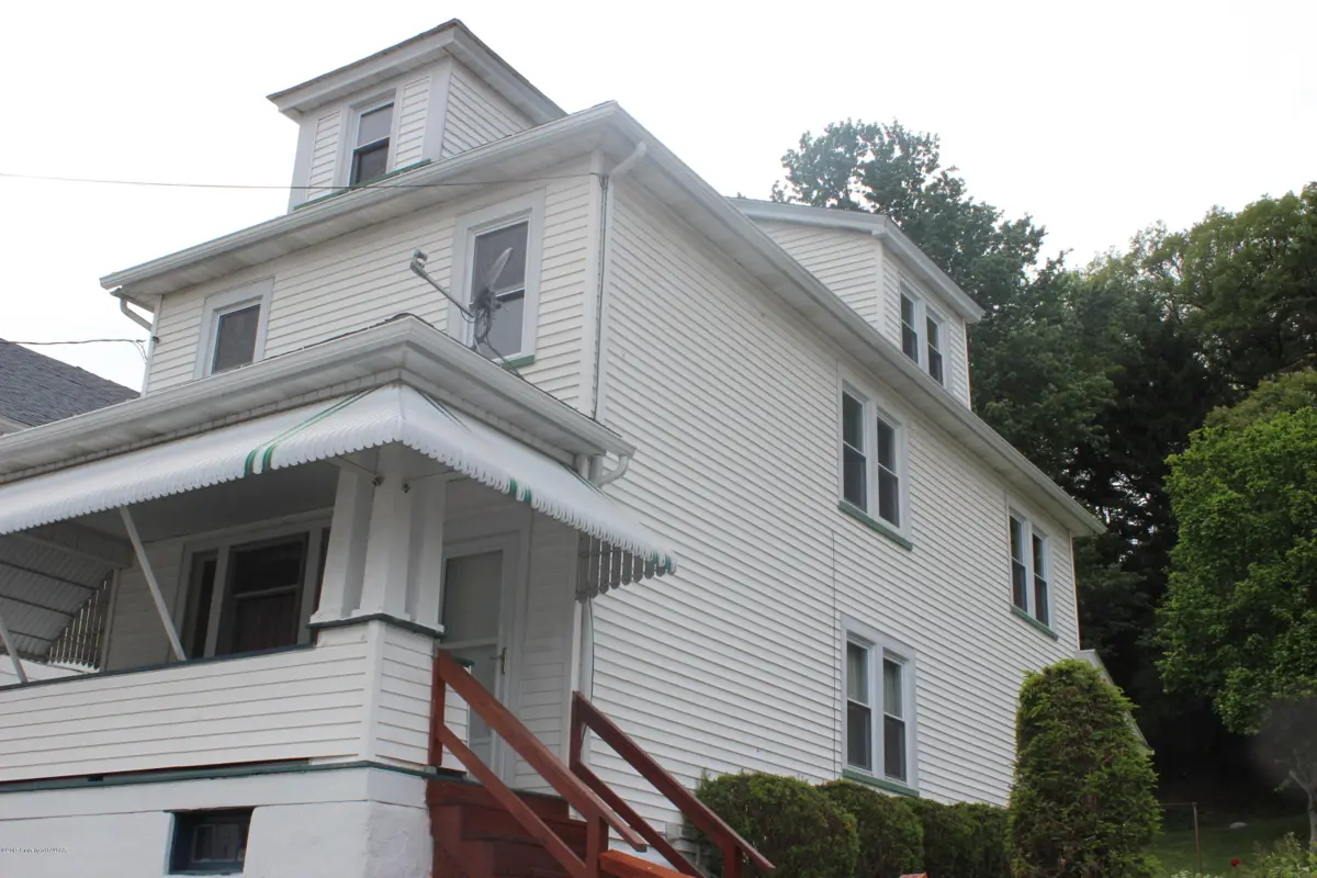 639 Lee Street, Plymouth in Plymouth