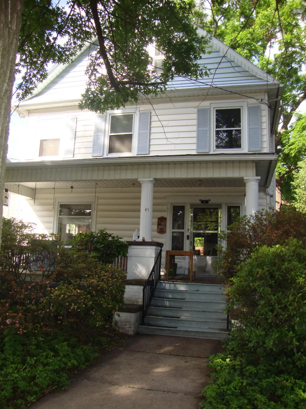 41 E WALNUT Street, Kingston in Kingston