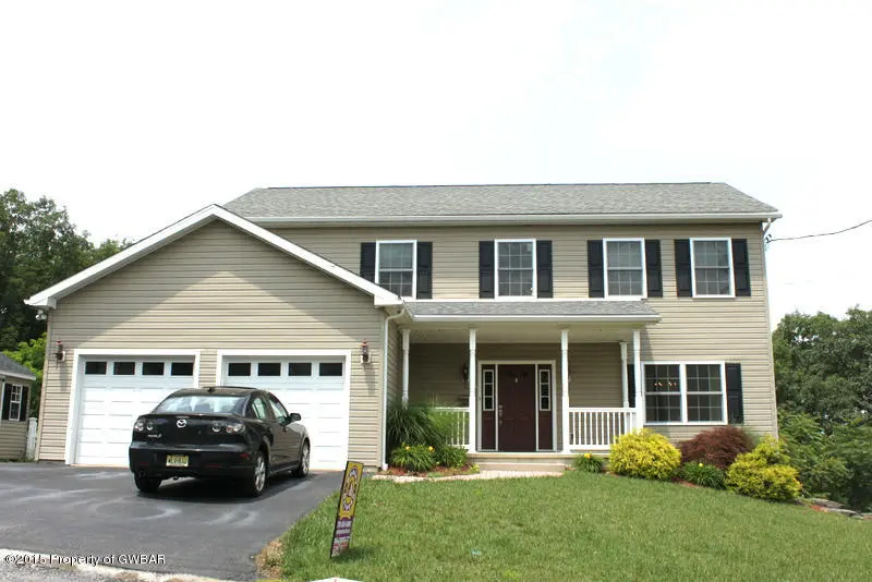 14 Sharon Drive, Moosic in Moosic