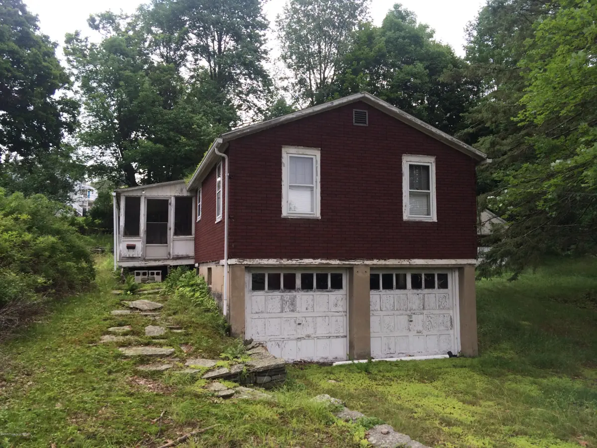 89 Shagbark Drive, Shavertown in Shavertown