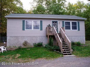 407 OAKDALE, Hunlock Creek in Hunlock Creek