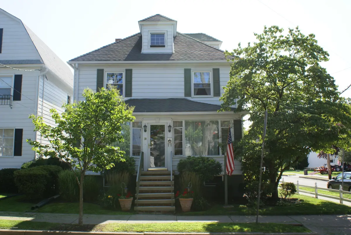 50 SNOWDEN Street, Forty Fort in Forty Fort