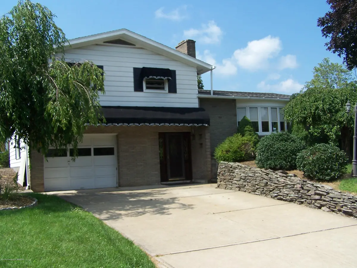 67 E MEADOW Street, Shavertown in Shavertown