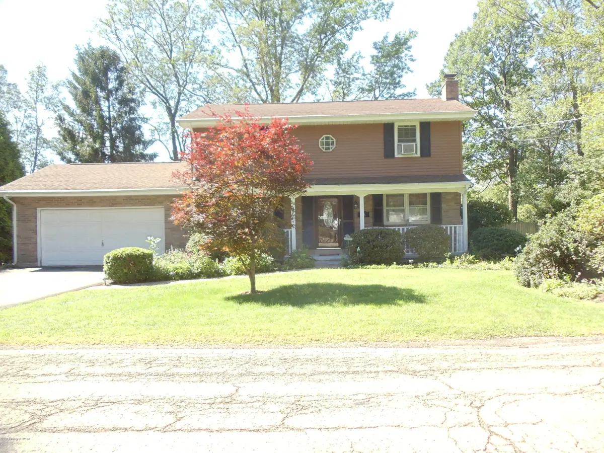 18 Oak Drive, Mountain Top in Mountain Top
