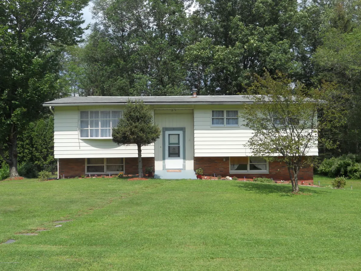 20 N SUNSET Drive, Mountain Top in Mountain Top