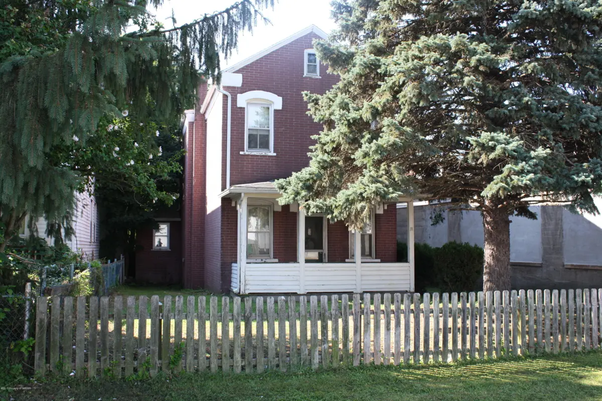 10 E RAILROAD Street, Plymouth in Plymouth