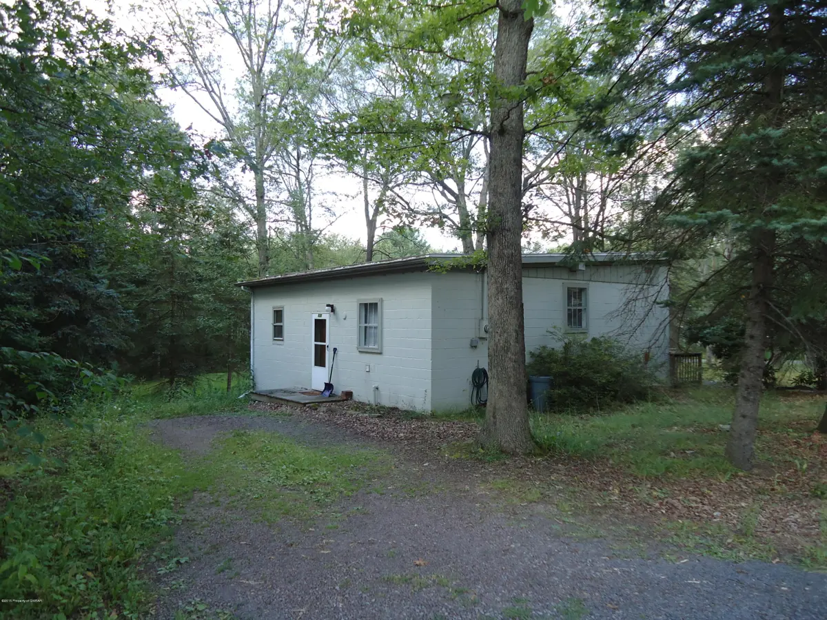 235 Van Avenue, Nuangola in Nuangola