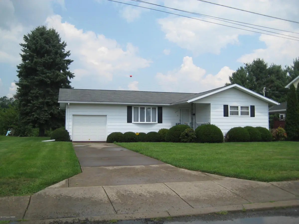 237 First St., Hanover Township in Hanover Township