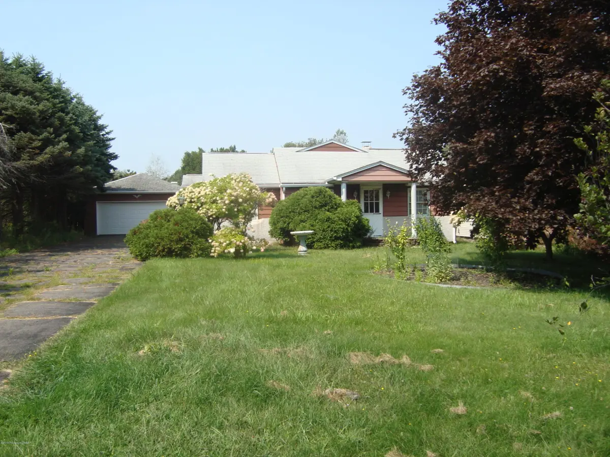 102 Old East End Boulevard, Wilkes-Barre in Wilkes-Barre