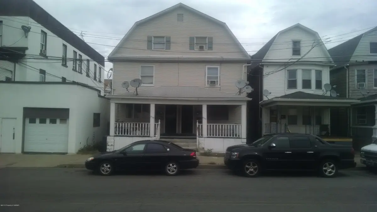 937 W MARKET, Kingston, PA 187704 in Kingston
