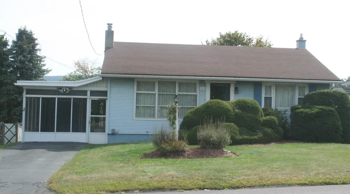 1010 Sively Street, Hanover Township in Hanover Township
