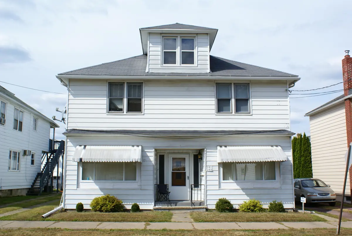 241 LYNDWOOD Avenue, Hanover Township in Hanover Township