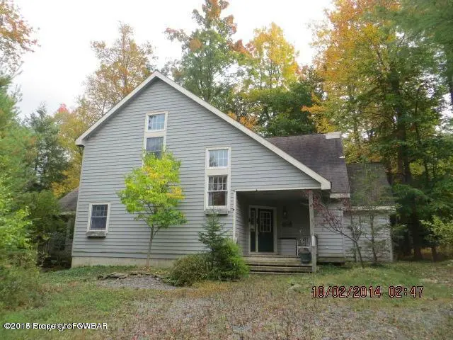120 MOONCREEK Lane, Pocono Pines in Pocono Pines