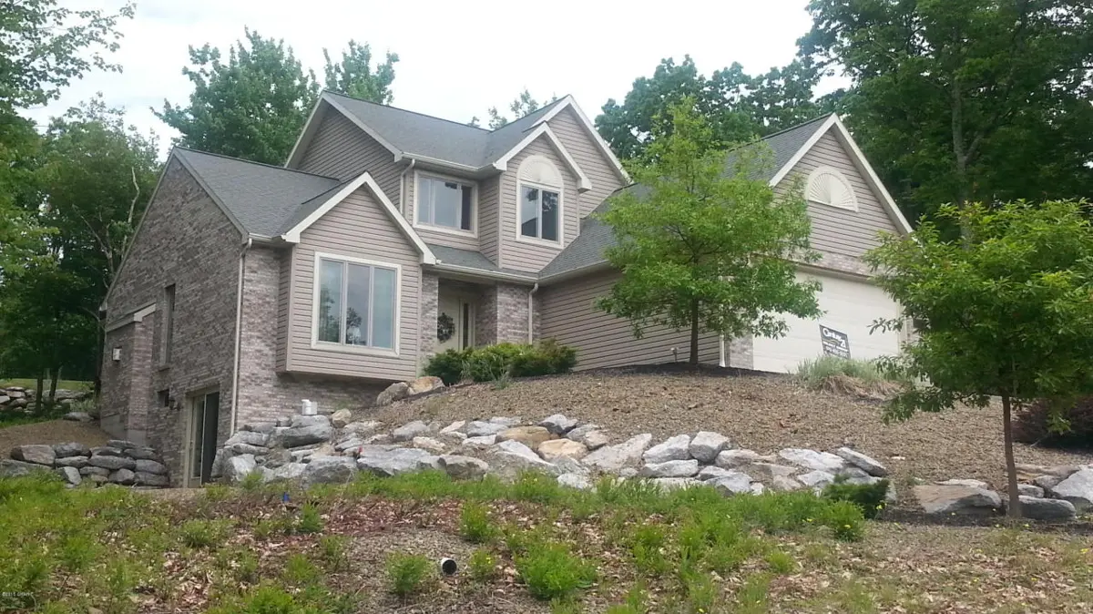 38 Royal Aberdeen Rd, Hazle Township in Hazle Township
