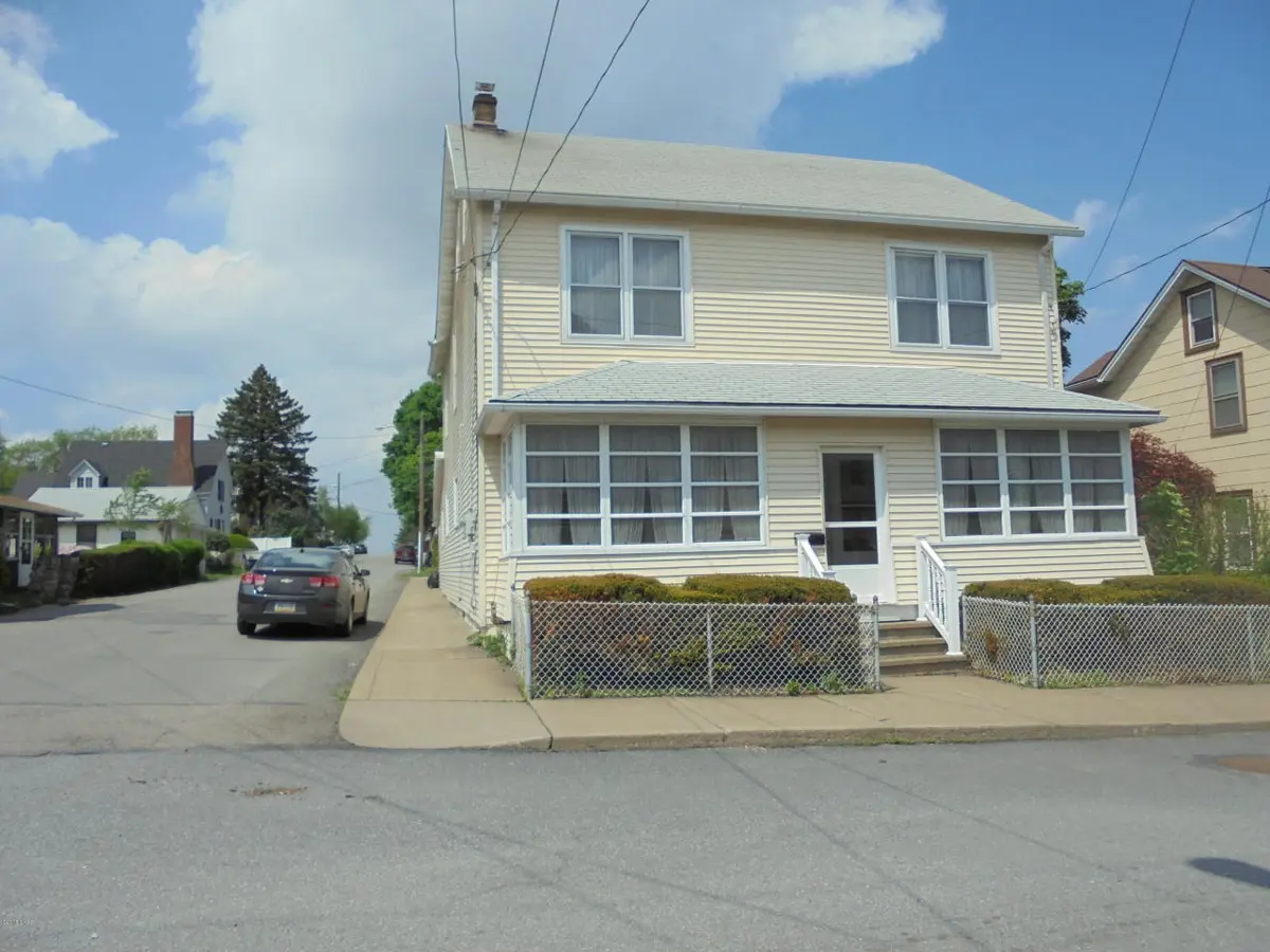 555 Walnut St, Freeland in Freeland