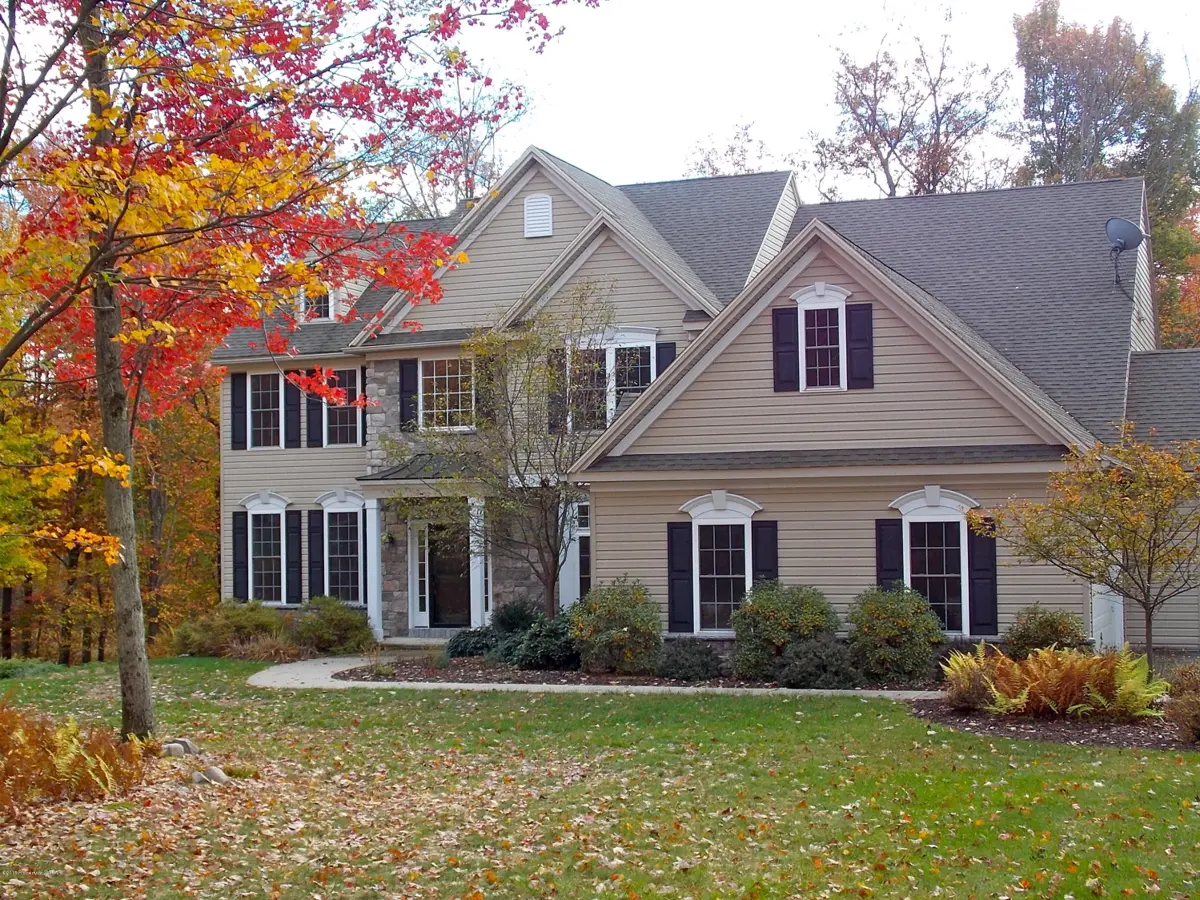 724 Ice House Drive, Mountain Top in Mountain Top